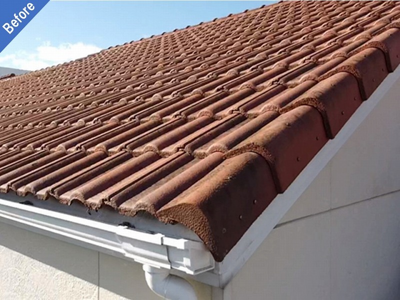 遮熱シリコンで屋根塗装前のモニエル瓦