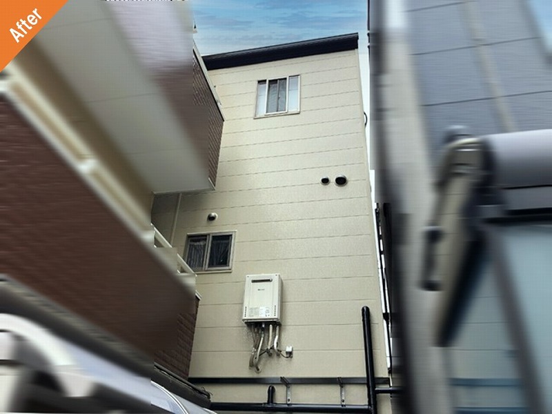 大阪市城東区の塗装工事後の戸建ての裏面